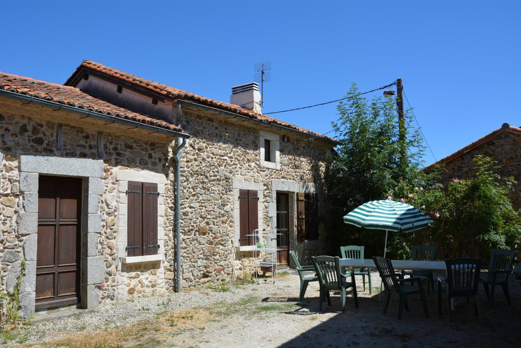 Villa Gites Chambre D Hotes Avec Piscine Dordogne 2-4-6-8-10 Personnes Bussière-Badil Zewnętrze zdjęcie